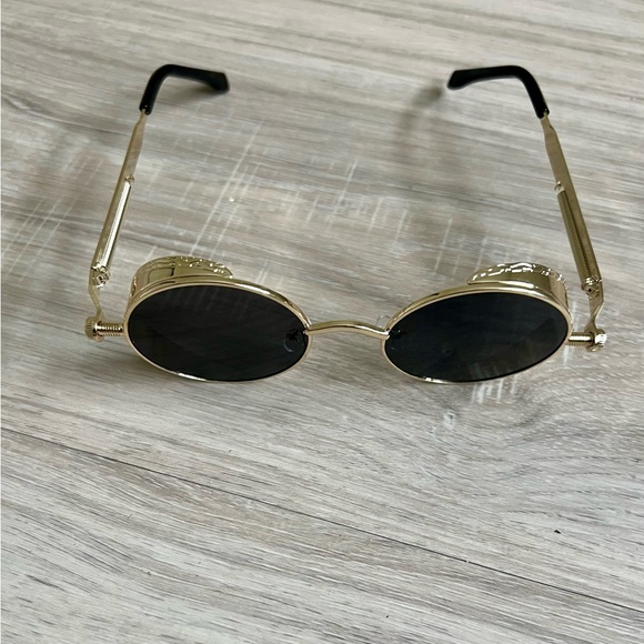 NWOT Vintage Round Metal Sunglasses Unisex Retro Style- Dark Brown - Picture 1 of 4
